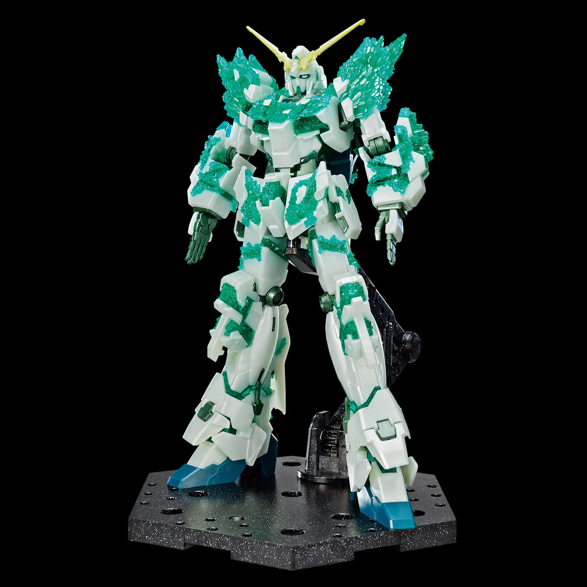 HG 1/144 ガンダムベース限定 ユニコーンガンダム(光の結晶体) − 商品 