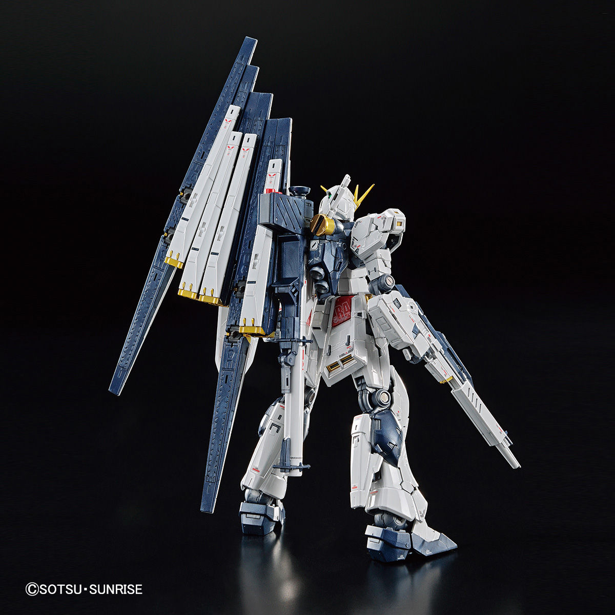 RG 1/144 ガンダムベース限定 νガンダム[チタニウムフィニッシュ 