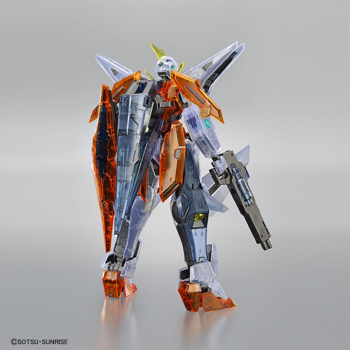 MG 1/100 ガンダムベース限定 ガンダムキュリオス[クリアカラー