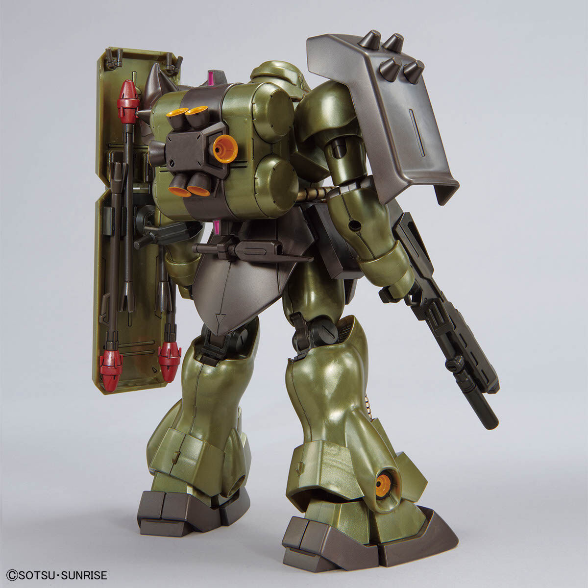 HG 1/144 ギラ・ドーガ(アクシズ・ショックイメージカラー)フィギュアライズ