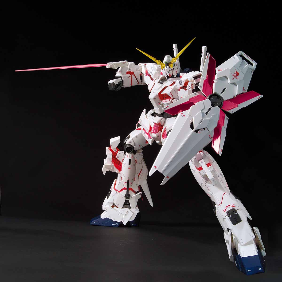 メガサイズモデル 1 48 ガンダムベース限定 Rx 0 ユニコーンガンダム Ver Twc 商品情報 The Gundam Base ガンダム ベース公式サイト