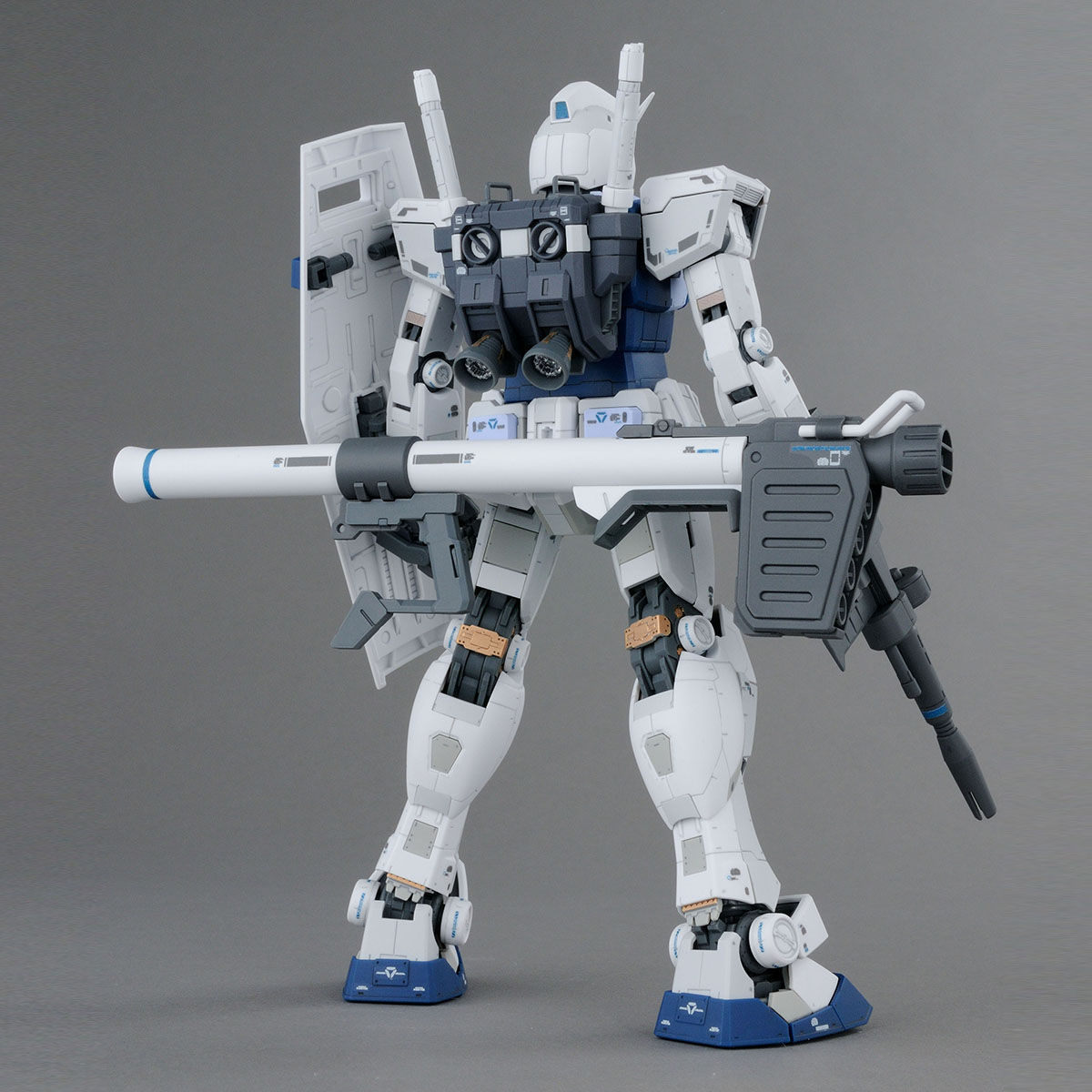 MG 1/100 ガンダムベース限定 RX-78-2 ガンダムVer.3.0 [ガンダム