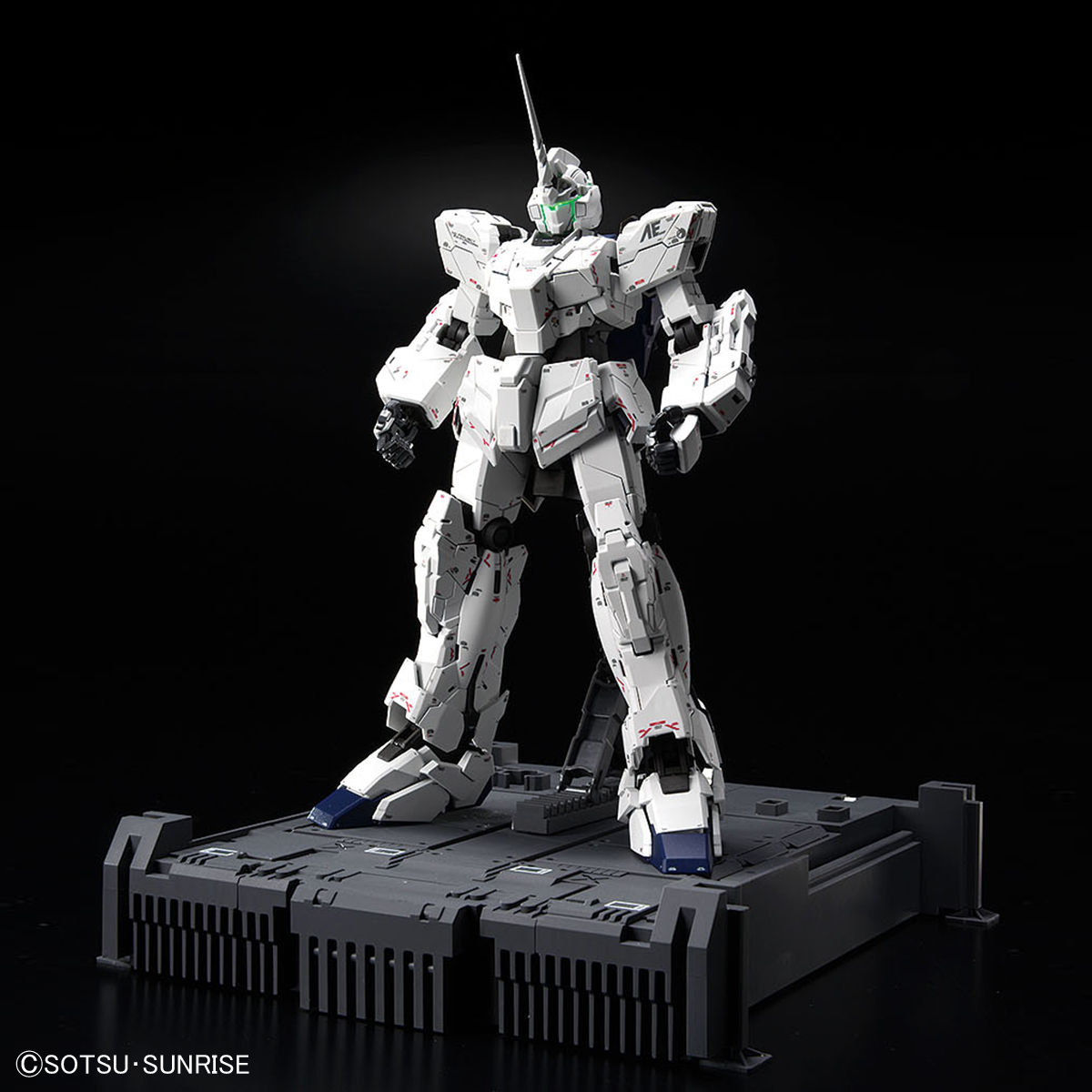 MGEX 1/100 ガンダムベース限定 ユニコーンガンダム Ver.TWC