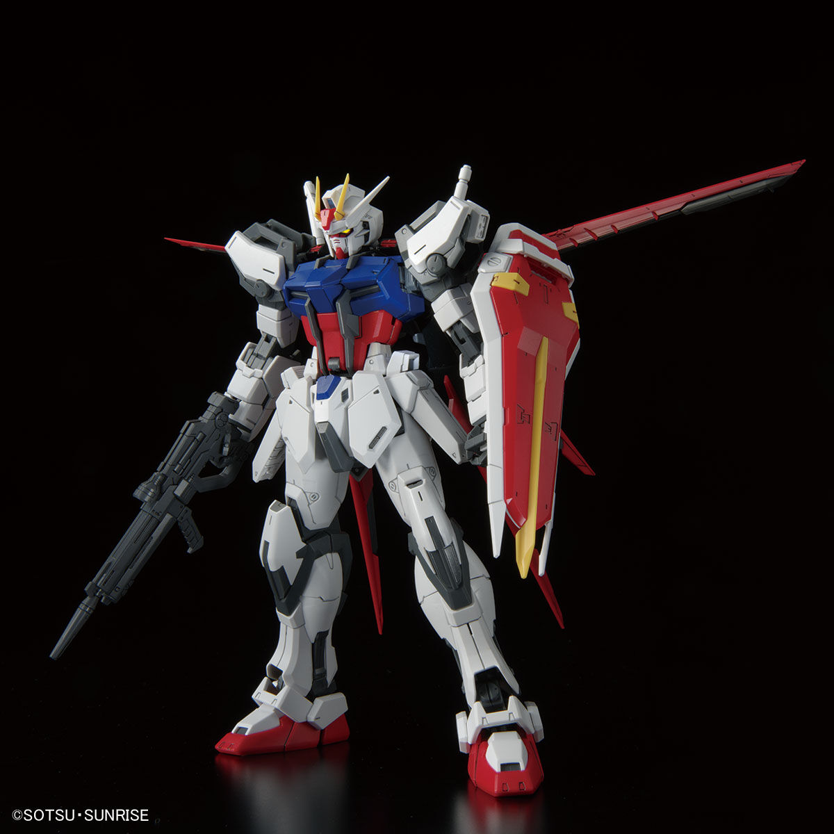 7,644円新品 MG パーフェクトストライクガンダム ガンダムベース限定