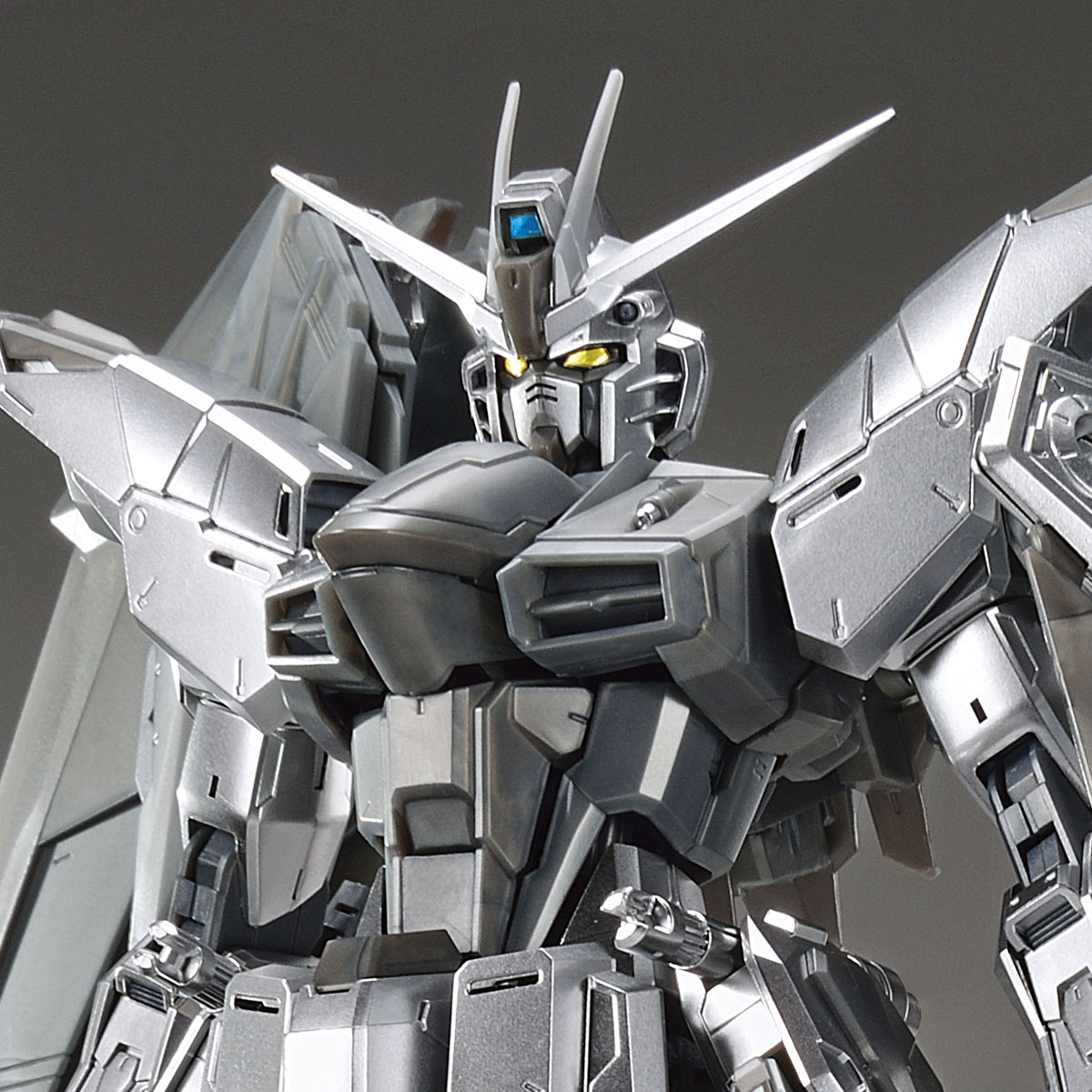 メーカー直売 MG 1 100 ガンダムベース限定フリーダムVer.2.0シルバー